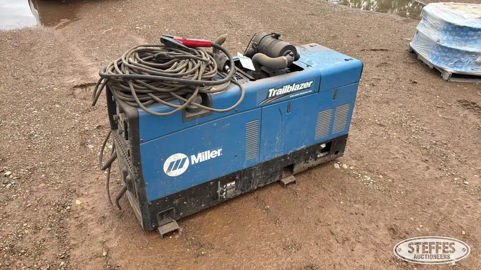 Miller Trailblazer 302 Air Pak Welding