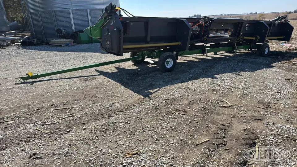 Unverferth HT-30 Header Trailer