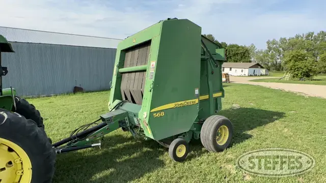 2008 John Deere 568