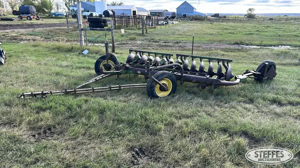 John Deere 1200 Disc
