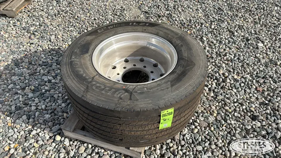 HanKook TL21 445/50R22.5 tire Truck Tire