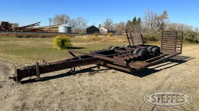 Shop-built tandem axle combine trailer