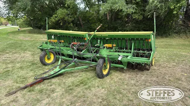 John Deere LL166