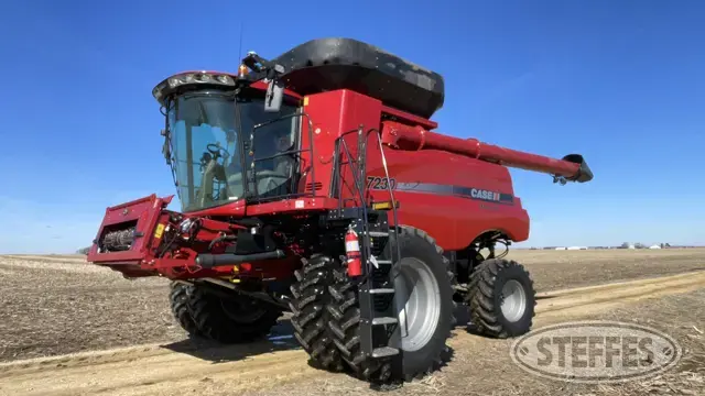 2014 Case-IH 7230