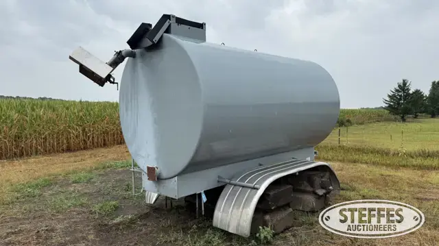 Midwest Steel truck mount tanker