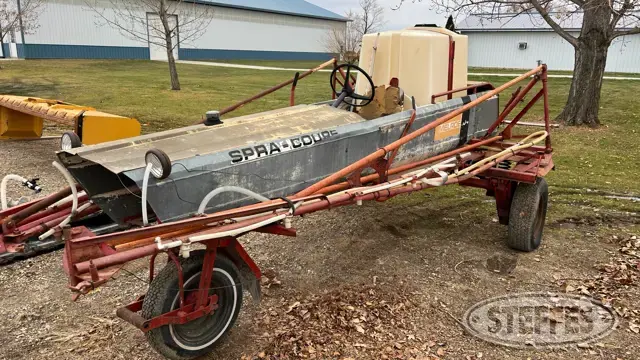Melroe 104 Spra-Coupe