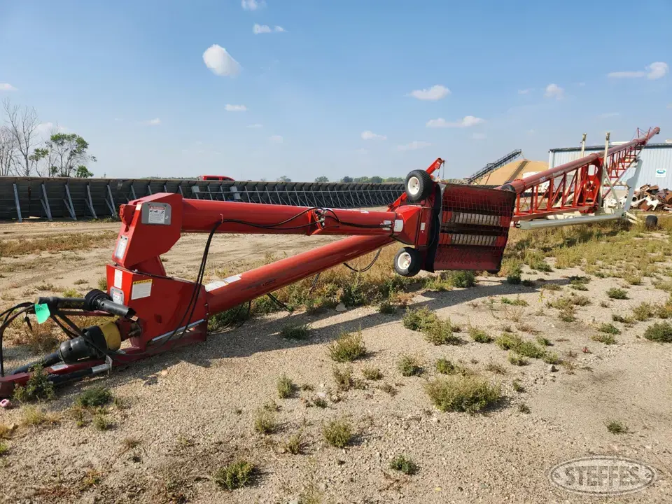 Farm King 12122 Swing Hopper Auger