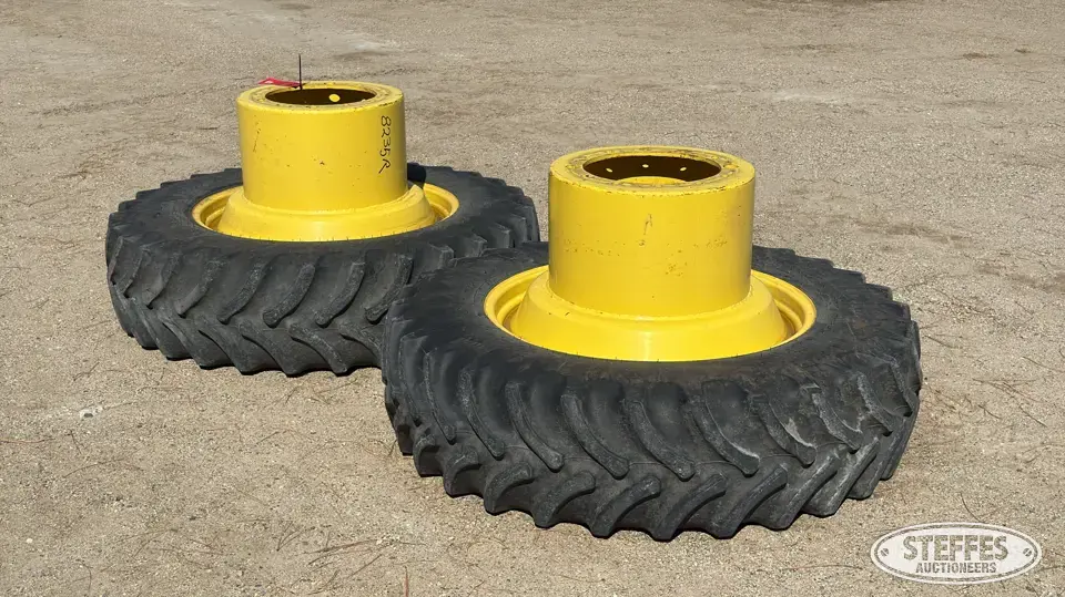 (2) Firestone 380/85R34 front duals Tractor-Implement Tire