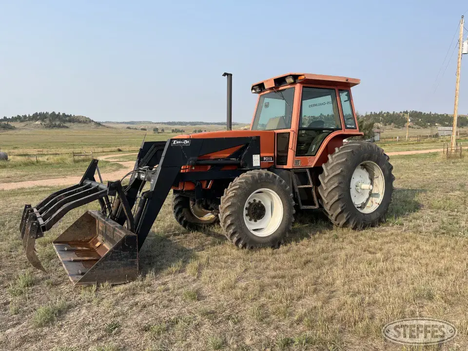 Allis Chalmers 8010 MFWD Tractor