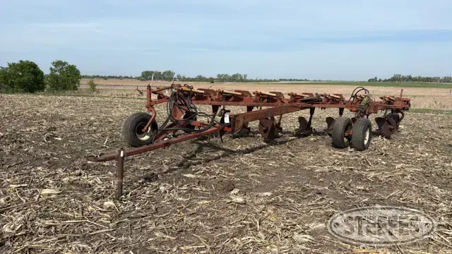 Melroe 903