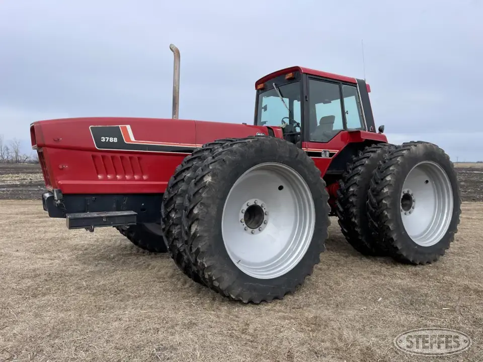 1980 International 3788 4WD Tractor