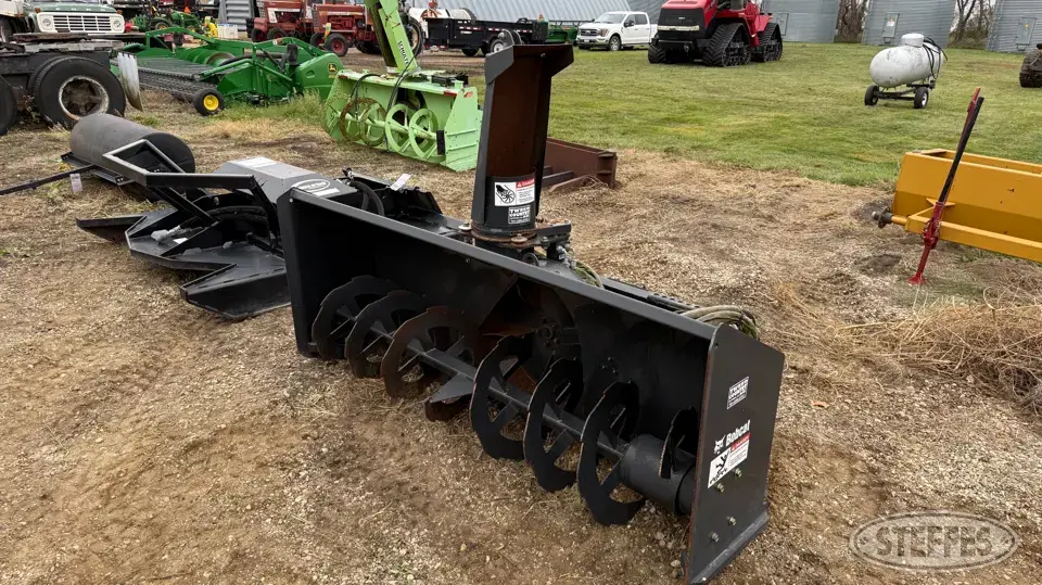 2010 Bobcat SPX240 Skid Steer Snow Pushers and Snowblower