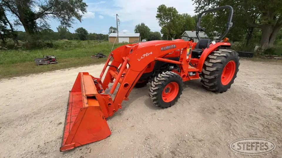 2013 Kubota L4600 MFWD Tractor