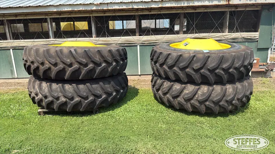 (4) 520/85R42 tires Tractor-Implement Tire