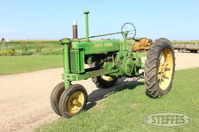 1938 John Deere B