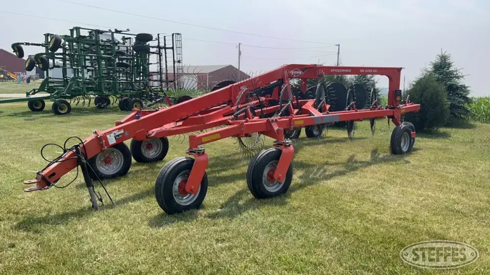 Kuhn SR 600 Gll Rake