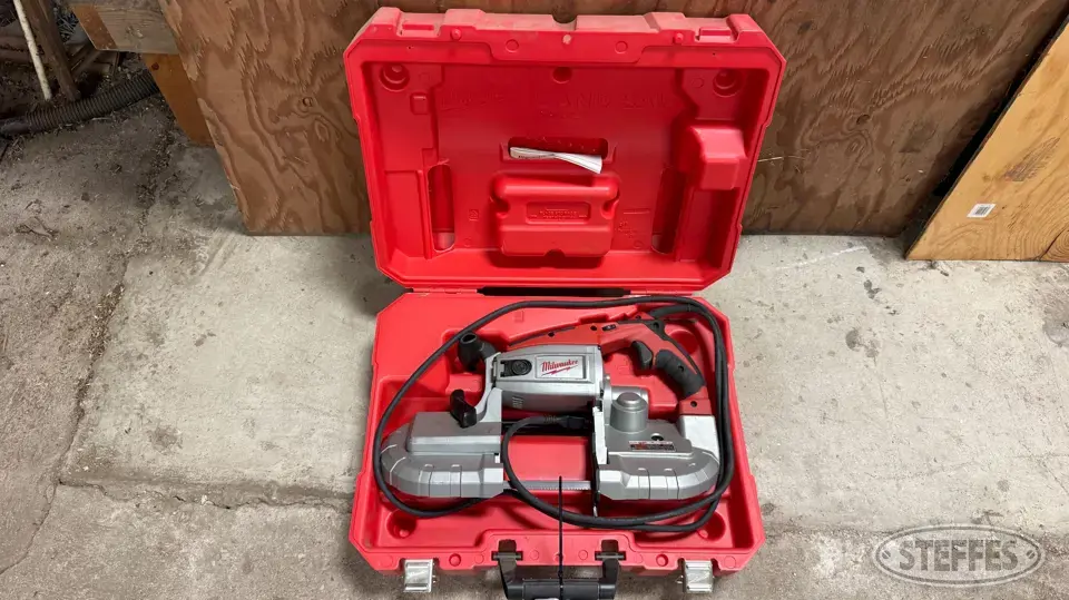 Milwaukee band saw Power Tool