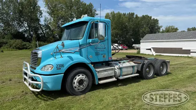 2008 Freightliner Columbia