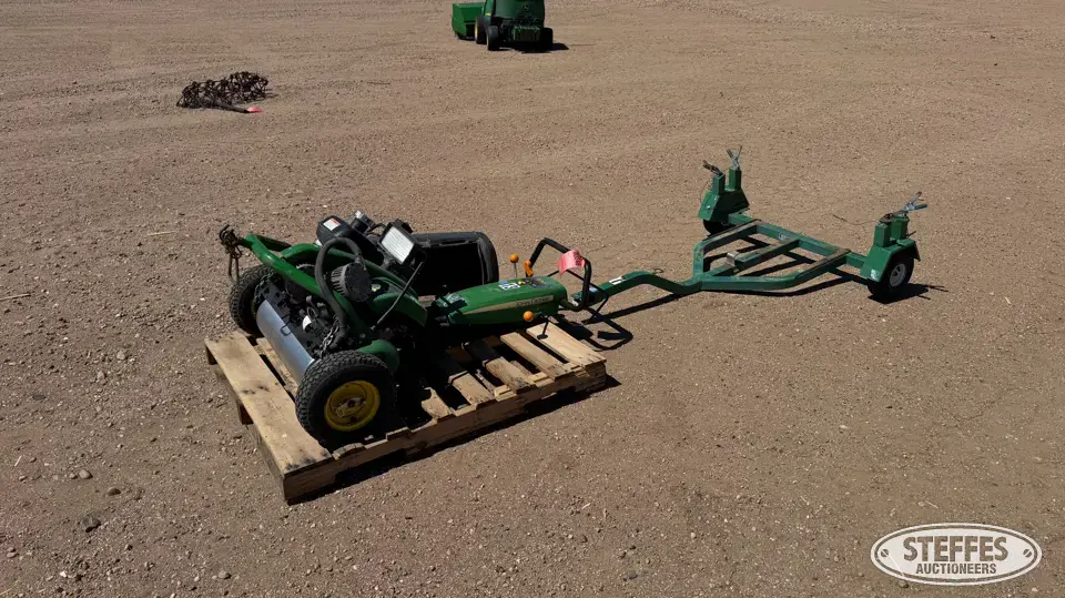John Deere 220 E-Cut Hybrid Push Mower