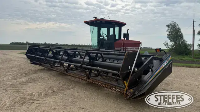 1999 MacDon Premier 2930