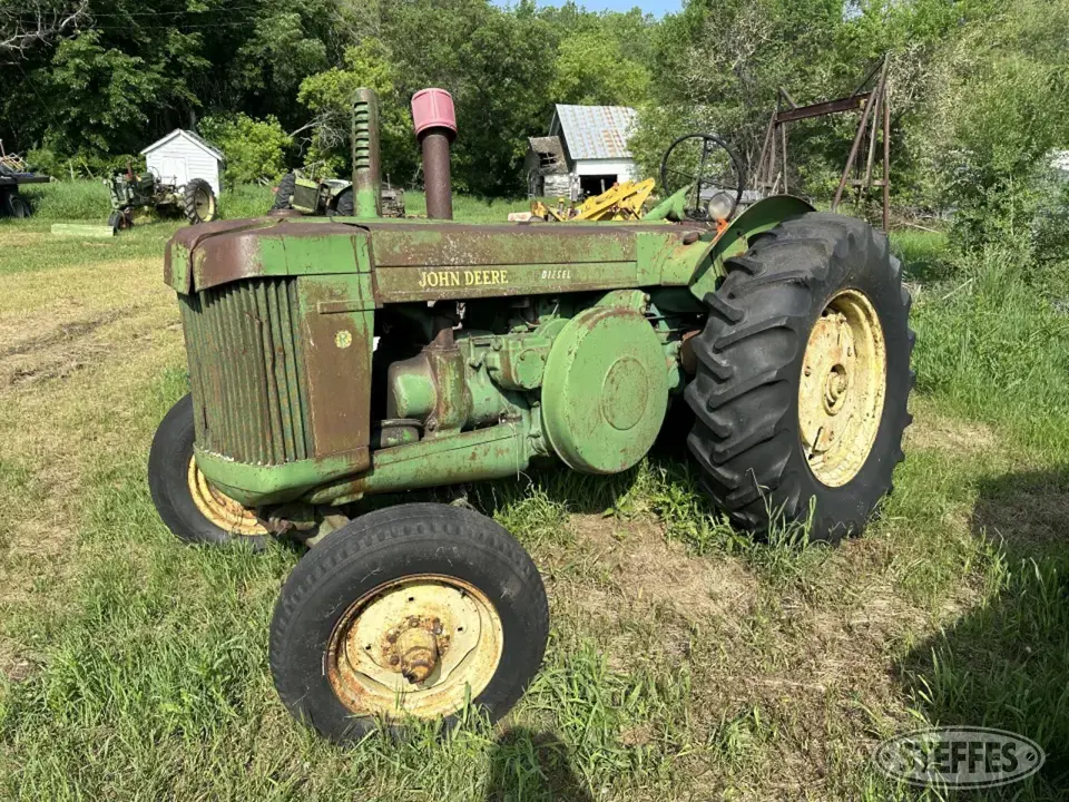 1951 John Deere R Collectible Tractor