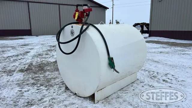 1,000 gal. fuel tank