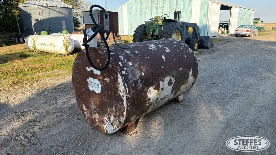 500 Gal. fuel tank
