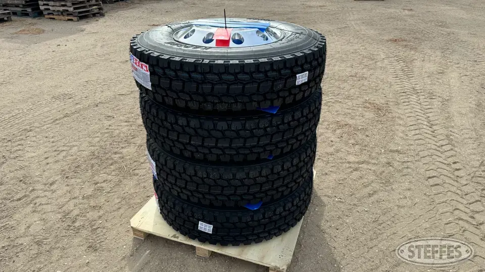 (4) Kapsen HS207 11R22.5 Tires Truck Tire