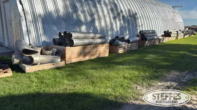 Bin aeration tubes