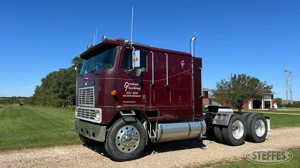 1985 International COF9570 Cabover Truck with Sleeper