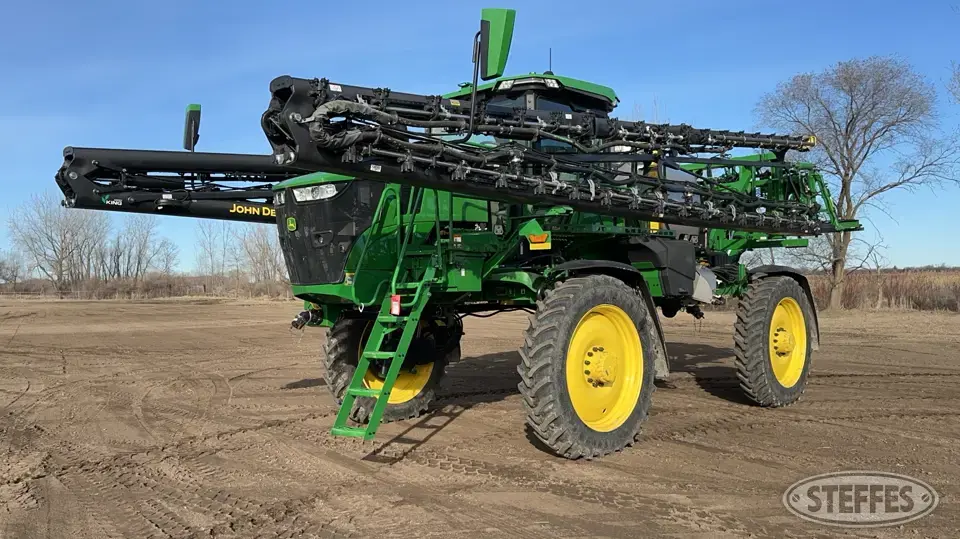2022 John Deere 410R Self-Propelled Sprayer