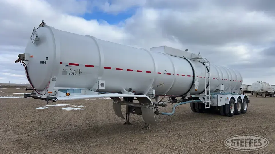 2012 Heil Tank Trailer