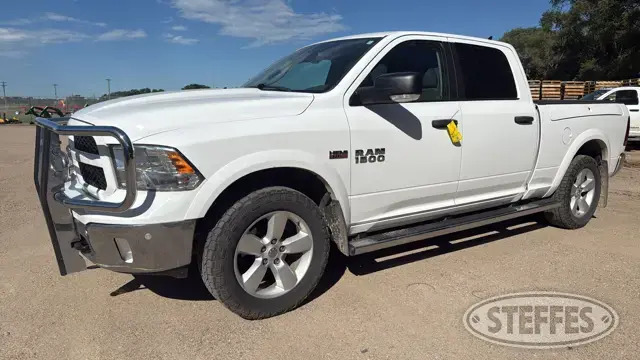 2016 Ram 1500 SLT