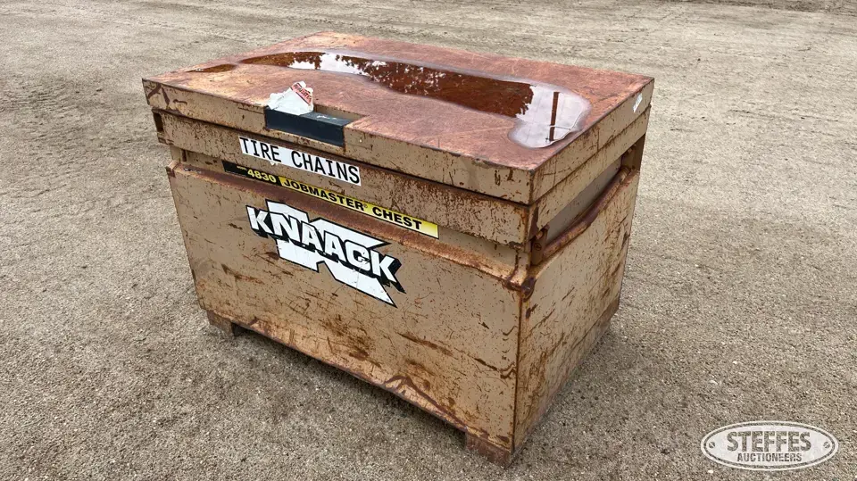 Knaack toolbox Storage and Bench