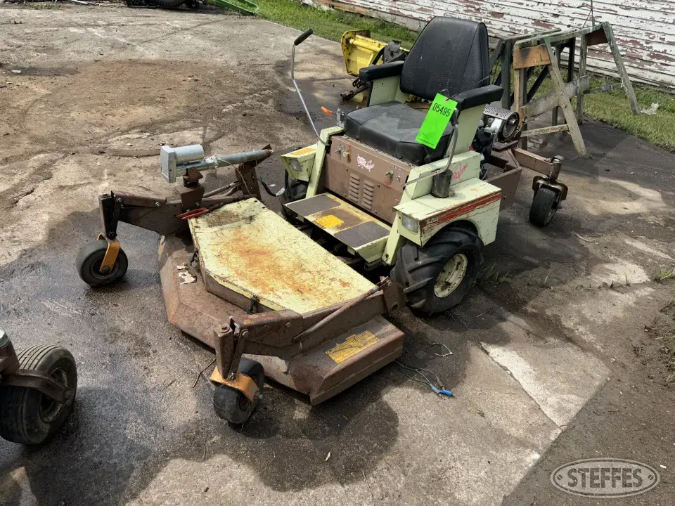 Grasshopper Lawn Tractor