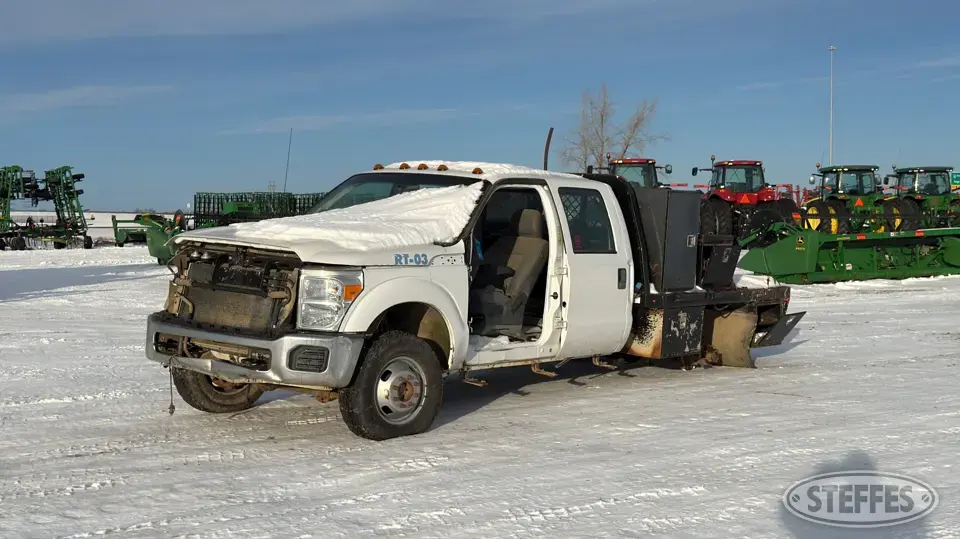 2012 Ford Super Duty F-350 Flatbed Truck