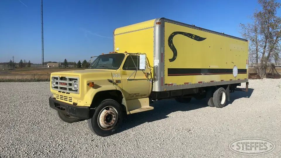 1987 GMC 7000 Single Axle Boxed Truck