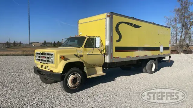 1987 GMC 7000