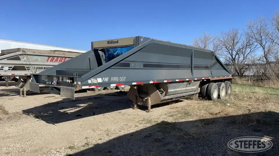 2000 Midland MG38MC3000 Belly Dump Trailer