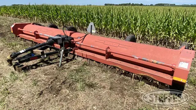 Hiniker 1700