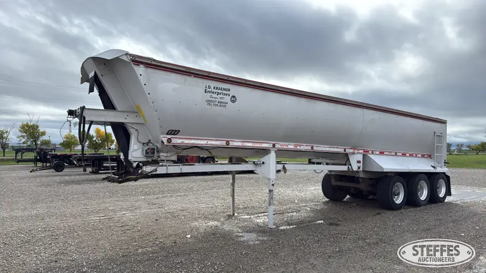 2003 Mac End Dump Trailer