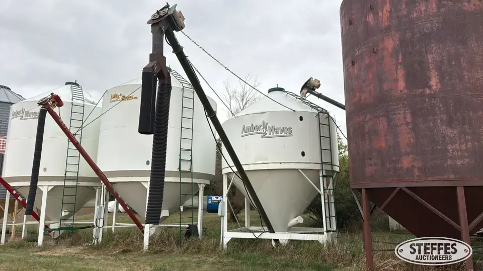2010 Amber Waves 1310M Hopper Bin
