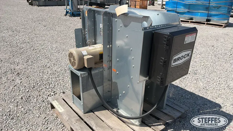 Brock LC22-532-WC Fan