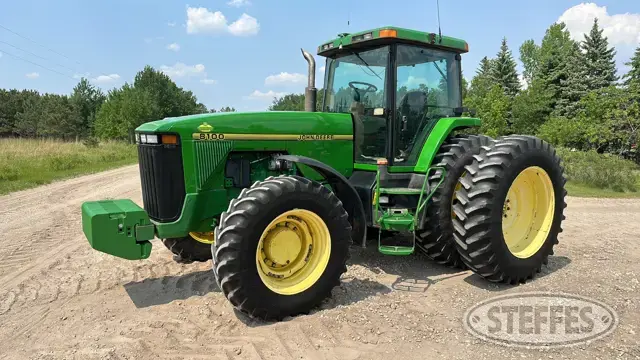 1996 John Deere 8100