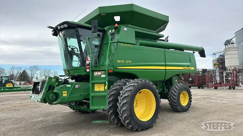 2010 John Deere 9570 STS Combine