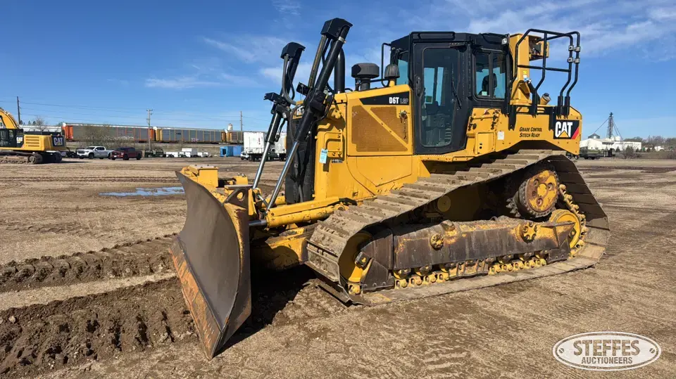 2016 CAT D6T LGP VP Dozer