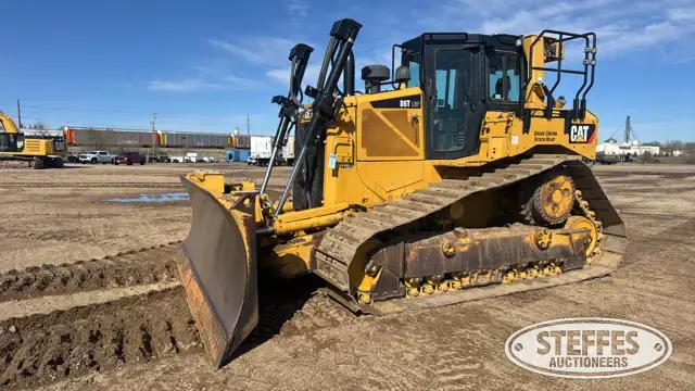 2016 CAT D6T LGP VP
