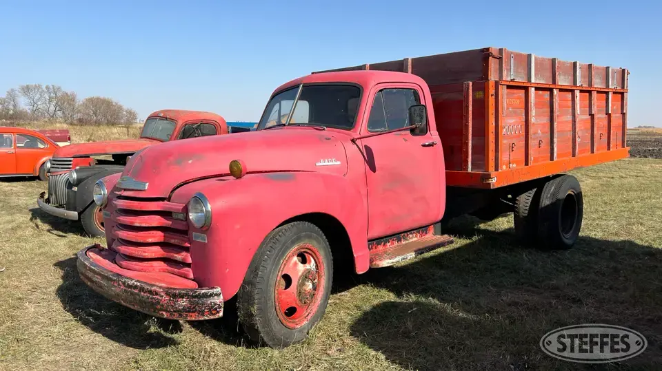 1953 Chevrolet 6400 Single Axle Boxed Truck