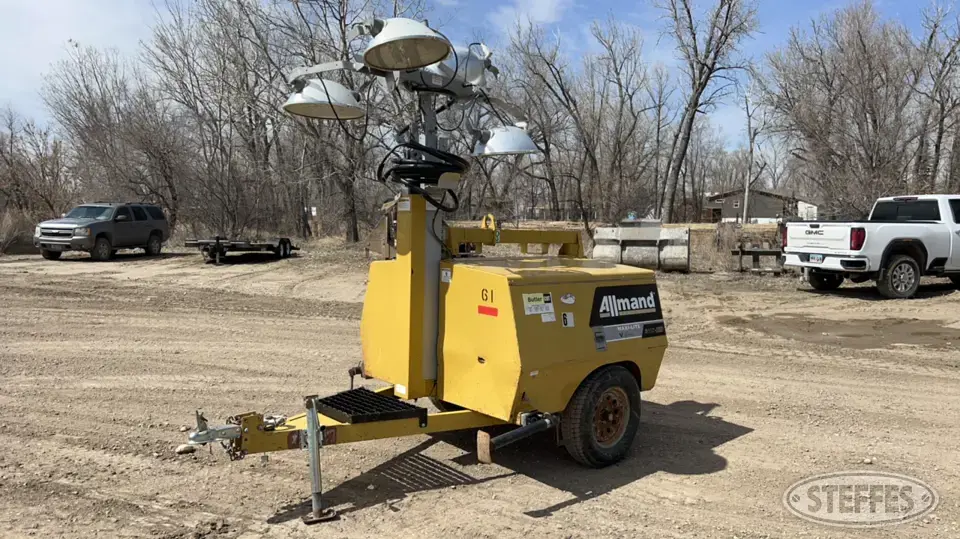 2012 Allmand Maxi-Light V-TWR Generators More Than 500 kW