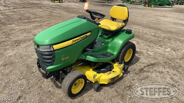 2013 John Deere X320
